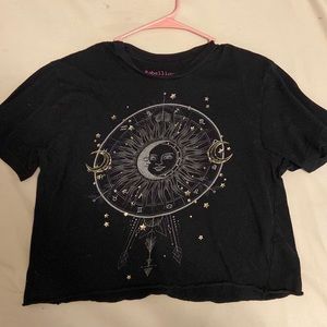 Teen/junior cropped top